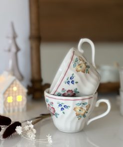 2 tasses fleuries en porcelaine anglaise