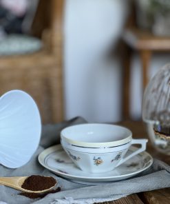 Tasse à café vintage fleurie