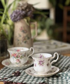 Tasse en porcelaine anglaise Sweet Violets