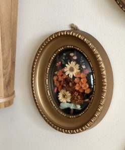 Cadre ovale fleurs séchées vintage