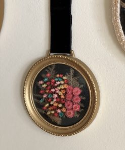 Médaillon fleurs séchées vintage