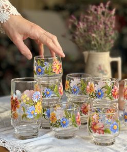 Verre à eau fleuri vintage