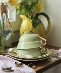 Tasse à thé vert amande