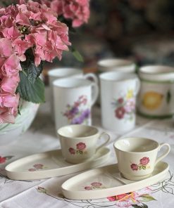 Tasse à café avec sa soucoupe