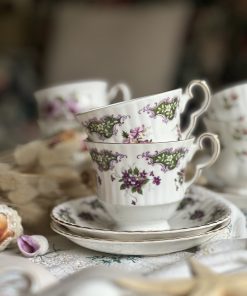 Tasse Violettes en porcelaine anglaise