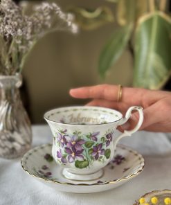 Tasse Février Royal Albert