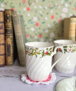 Mug Houx et Gui en porcelaine anglaise