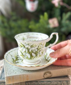 Tasse à thé Janvier Royal Albert