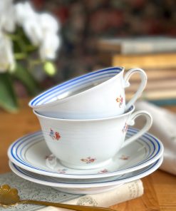 Tasse à thé en porcelaine de Limoges