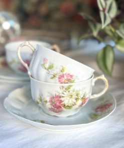 Tasse à thé en porcelaine de Limoges