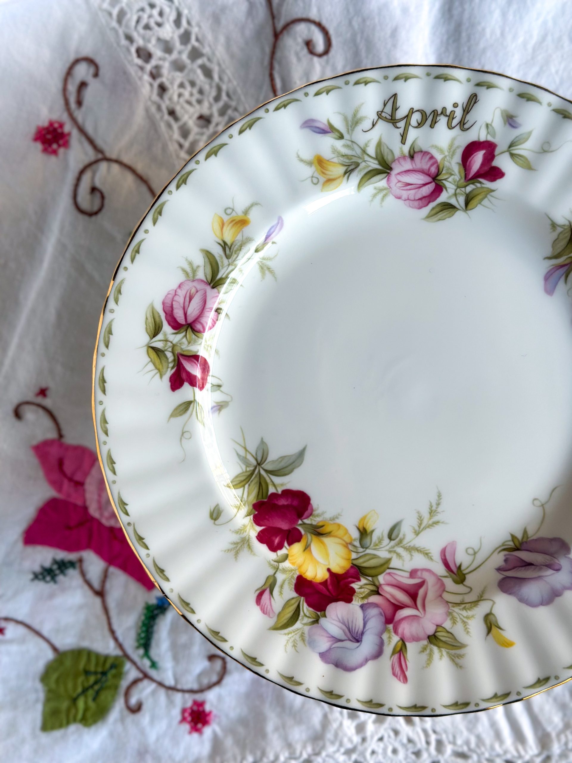 Assiette Avril Royal Albert – Image 2