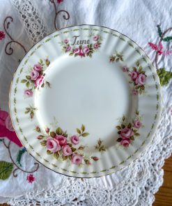 Assiette Juin Royal Albert