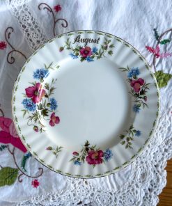 Assiette Août Royal Albert