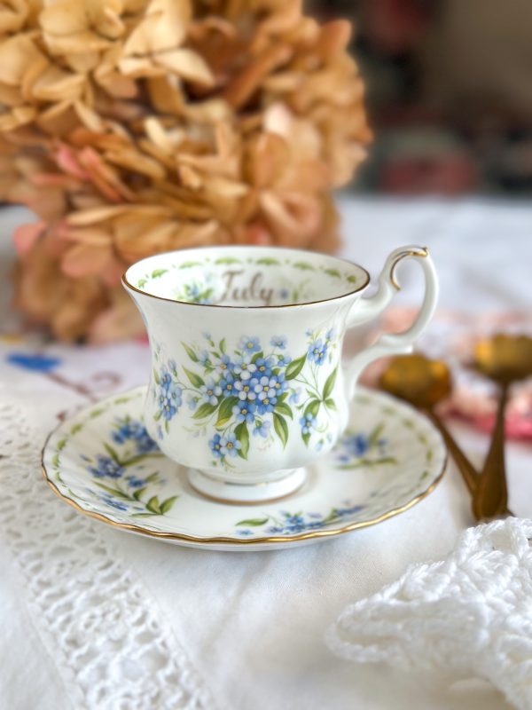 Tasse à café Juillet Royal Albert